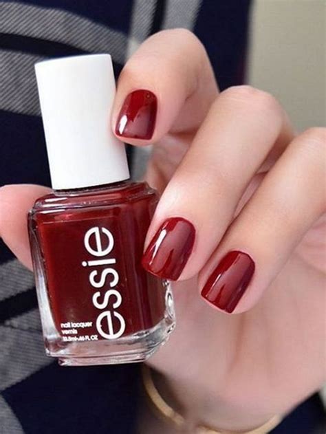 Why essie's Bordeaux nail polish is on my nails every autumn